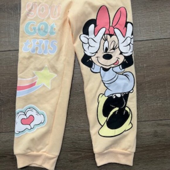 NEW Disney Minnie Mouse 2 Piece Sweatsuit Girls Size 6 Yellow Fleece - Picture 10 of 12